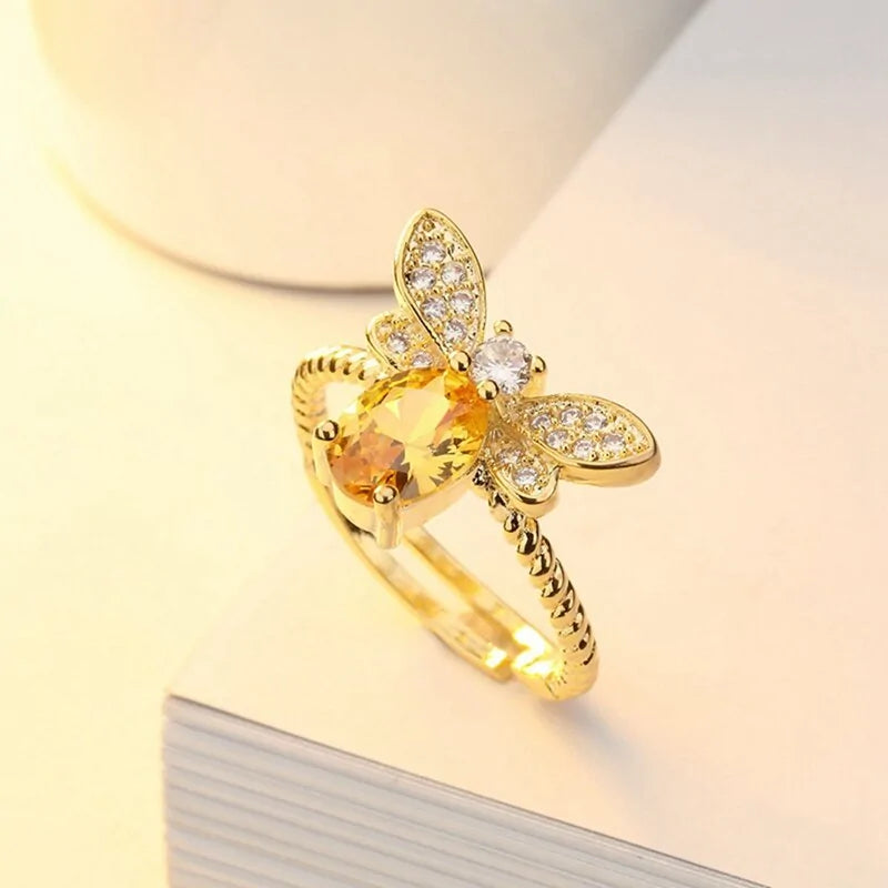 Crystal Bee Ring - Matching WEM Support (www.WEM.support)