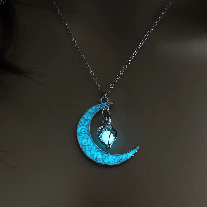 Moon Glowing Necklace WEM Support (www.WEM.support)