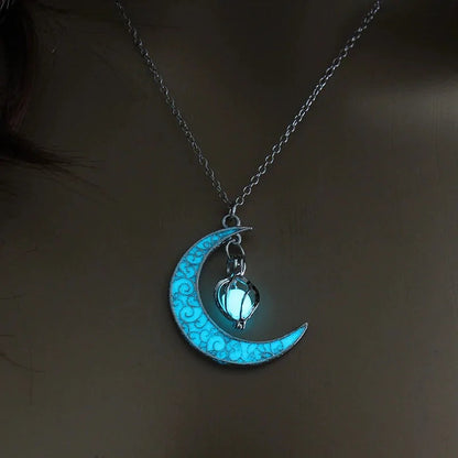 Moon Glowing Necklace WEM Support (www.WEM.support)