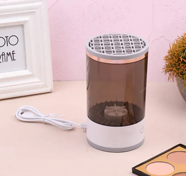 Women Eye Shadow Brush Cleaning Tool WEM Support (www.WEM.support)