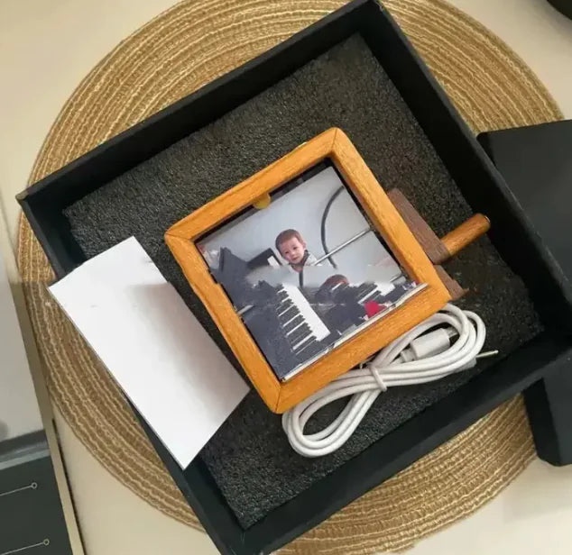 Luminous Photo Flip Book HejK.com