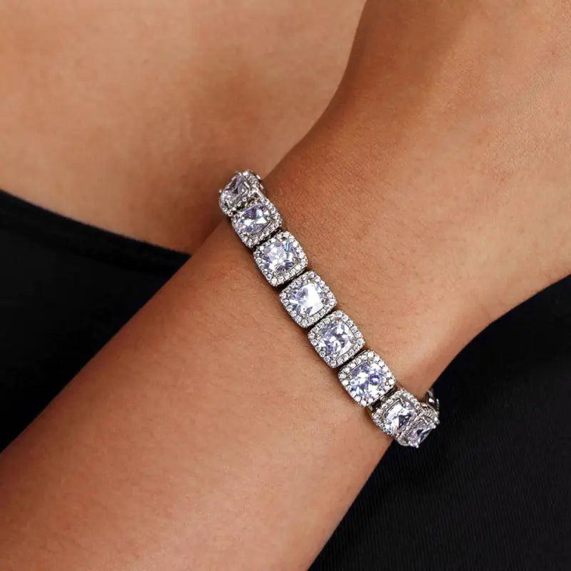 18K White Gold Bracelet WEM Support (www.WEM.support)