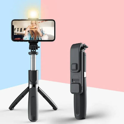 3 - in - 1 Bluetooth Wireless Selfie Stick & Tripod - Catch Cards