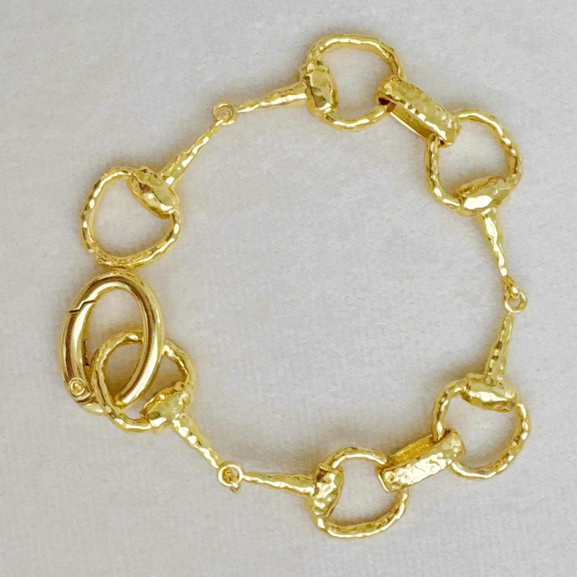 Equestrian Linked Bracelet WEM Support (www.WEM.support)