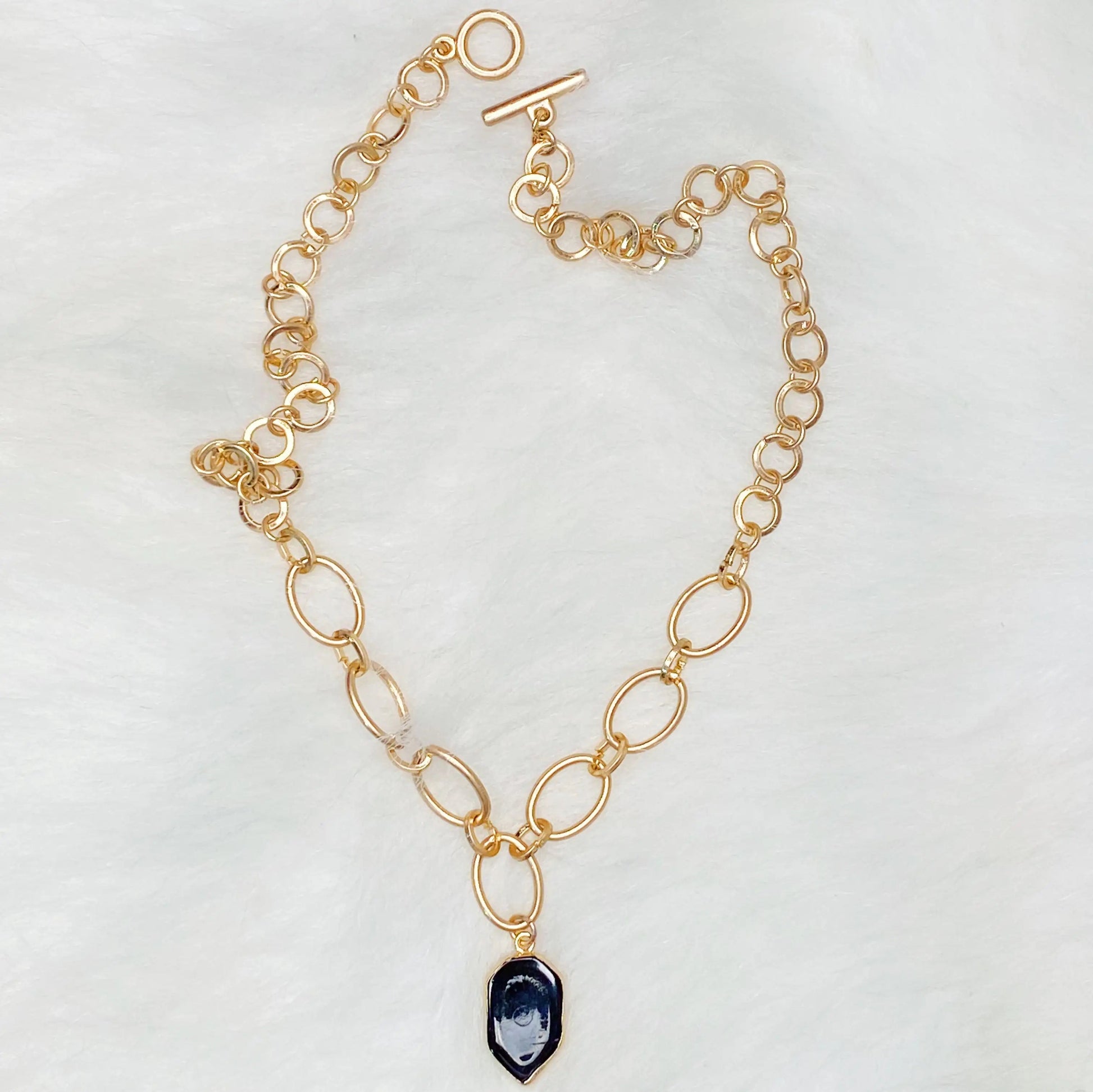 Heart Of Natural Stone Necklace, Black WEM Support (www.WEM.support)