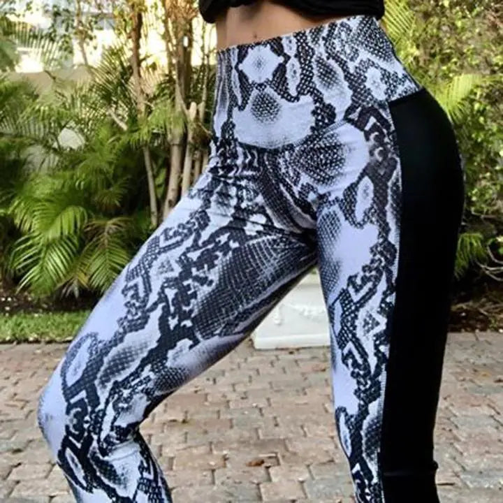 High Waist Leggings mit Schlangenprint WEM Support (www.WEM.support)
