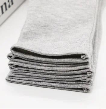 Guantes de Bambú y Carbón HejK.com Marketplace LLC