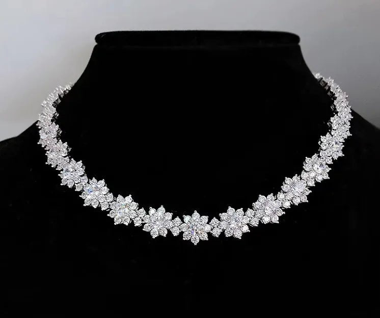 925 Sterling Silver Sunflower Necklace - Catch Cards