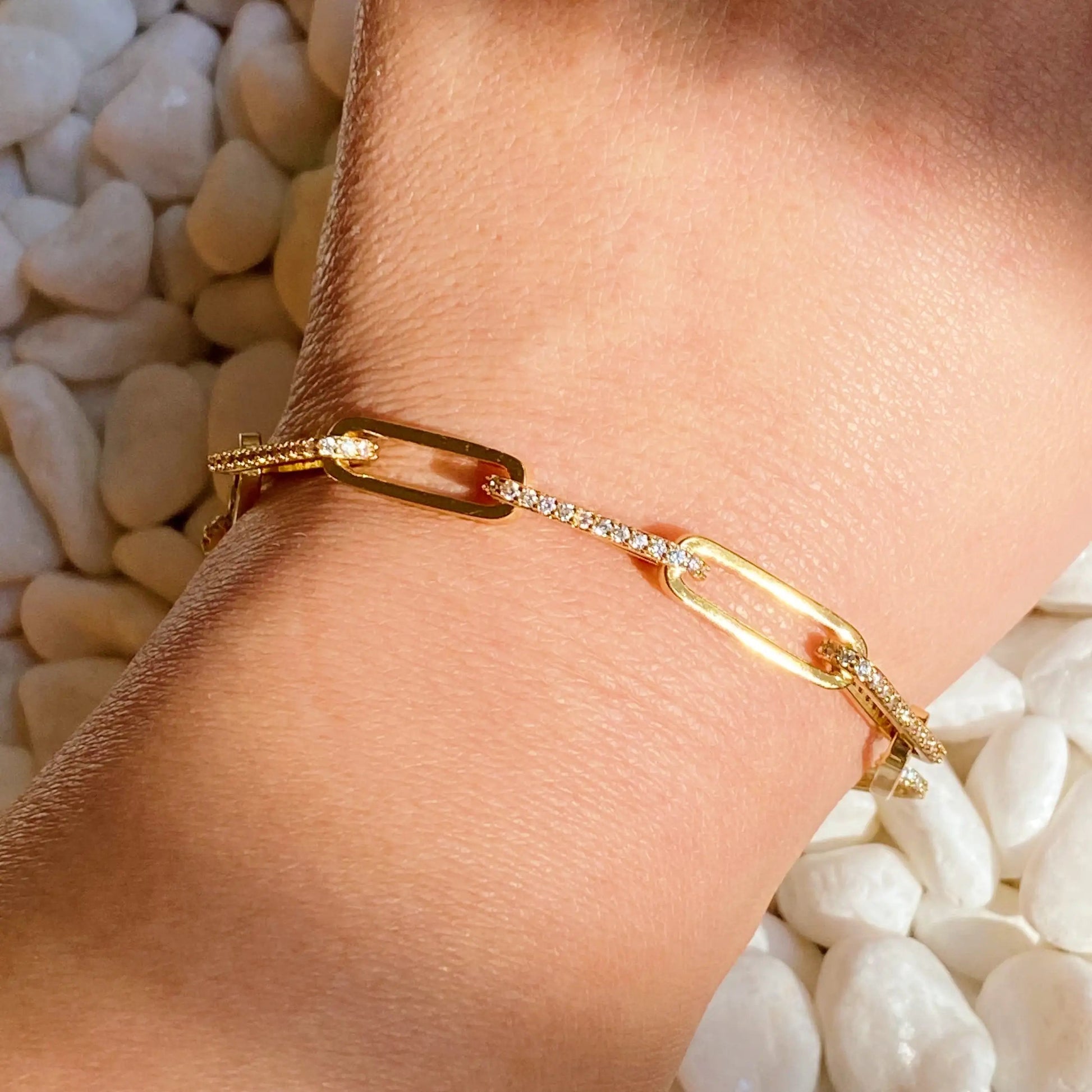 Alternative Shine Link Chain Bracelet WEM Support (www.WEM.support)