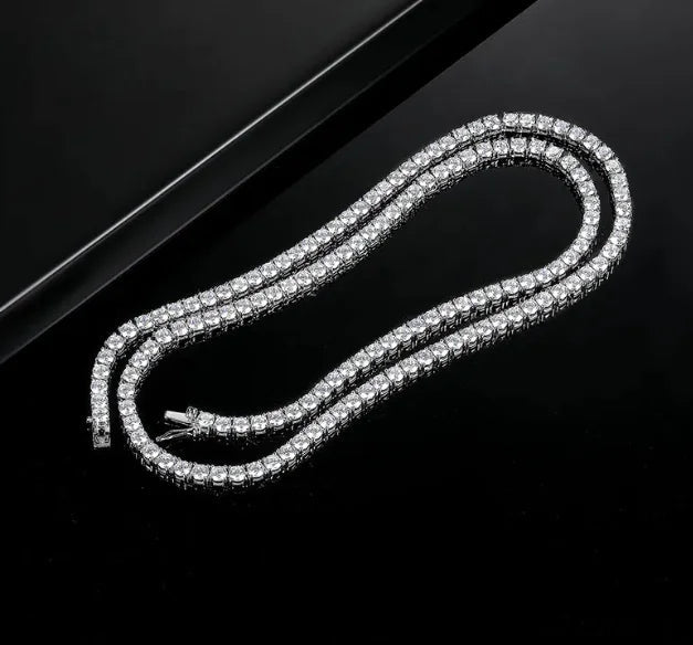 925 Silver Four-Claw Necklace HejK.com Marketplace LLC