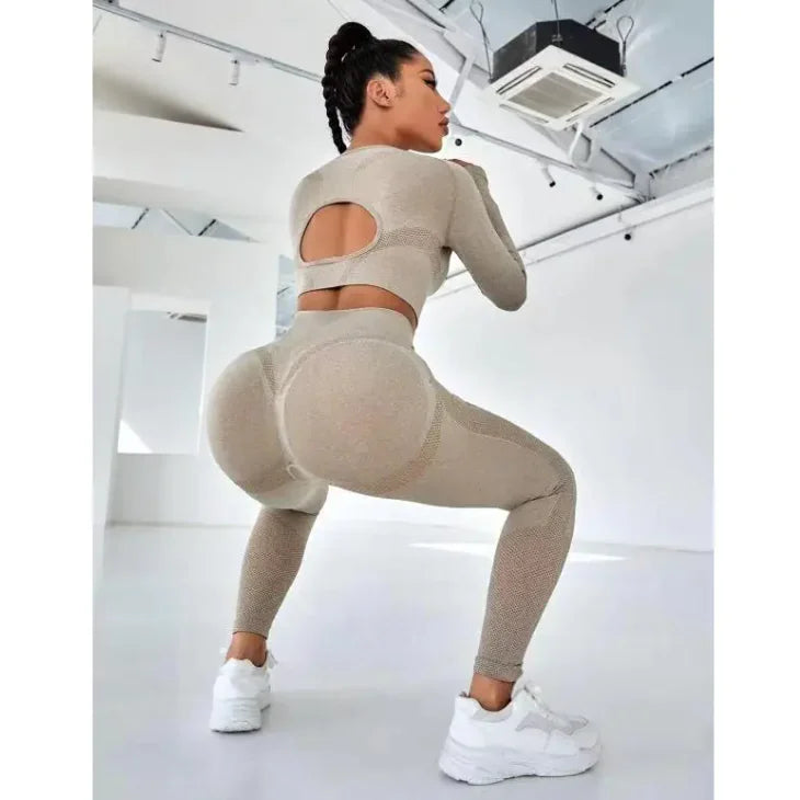 Yoga Two-piece Suit WEM Support (www.WEM.support)