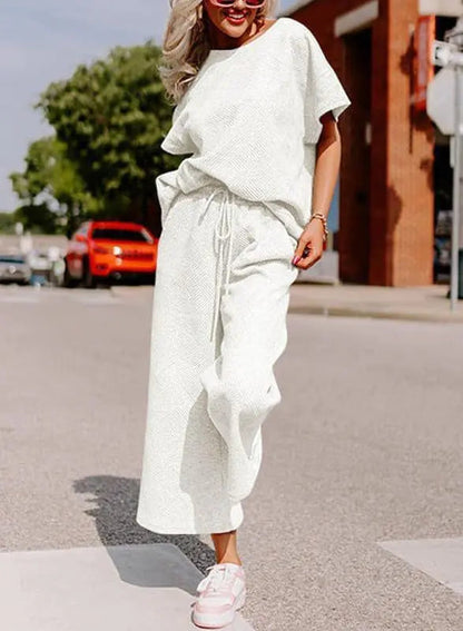 Solid Color Texture Casual Fashion Women's Wear Short-sleeved Trousers Two-piece Set WEM Support (www.WEM.support)