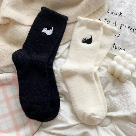 Women’s Thickened Plus Velvet Mid-Calf Warm Socks WEM Support (www.WEM.support)