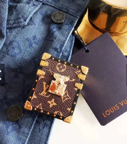 Leather Airpod Cases WEM Support (www.WEM.support)