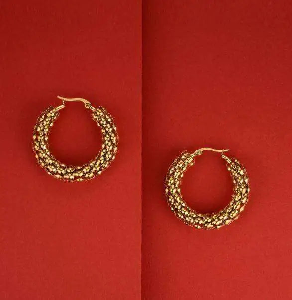 Peet Earrings -Small WEM Support (www.WEM.support)