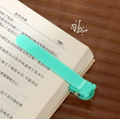 Simple Solid Color Silicone Bookmark Holder With Pages WEM Support (www.WEM.support)