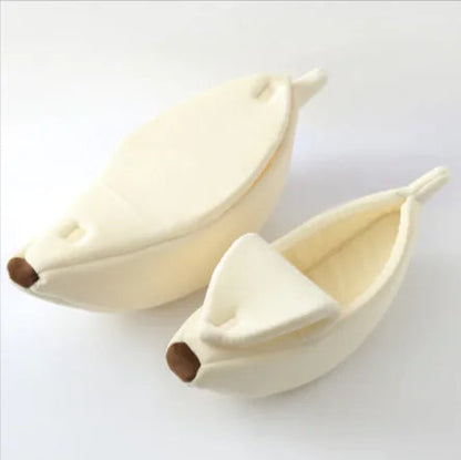 Banana Pet Bed – Cozy Sleeping Bag for Cats & Dogs WEM Support (www.WEM.support)