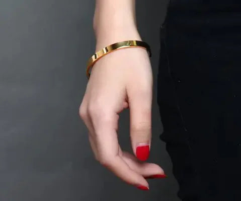 Women's Titanium Steel Bracelet HejK.com