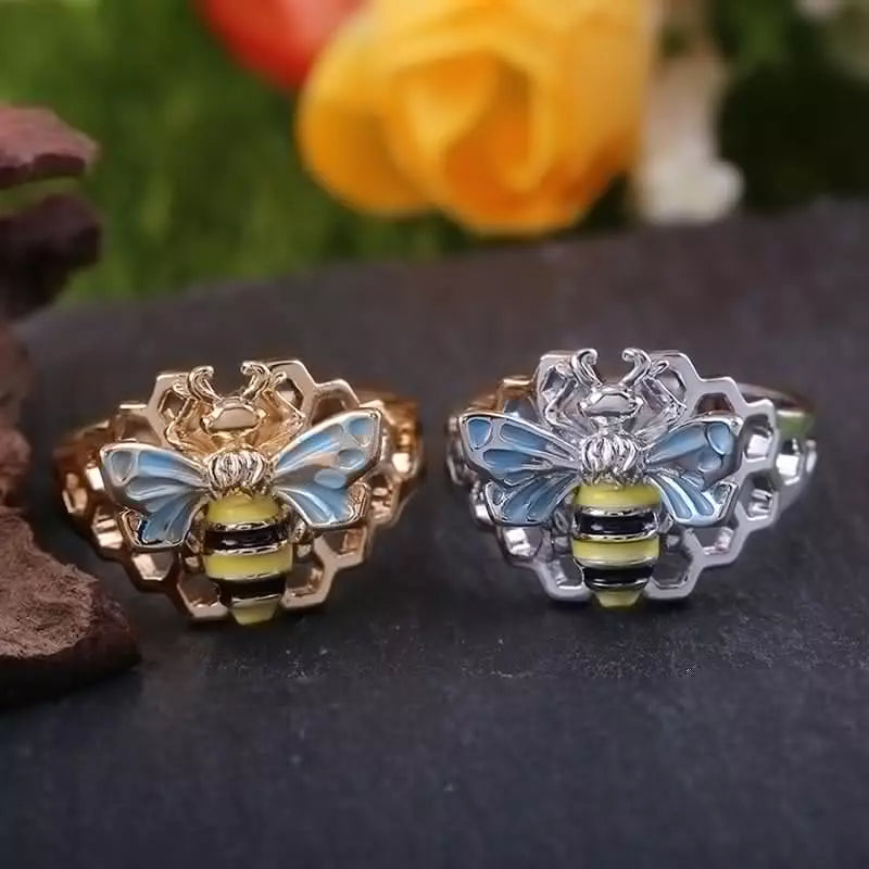 Mega Honeycomb Bee Ring WEM Support (www.WEM.support)