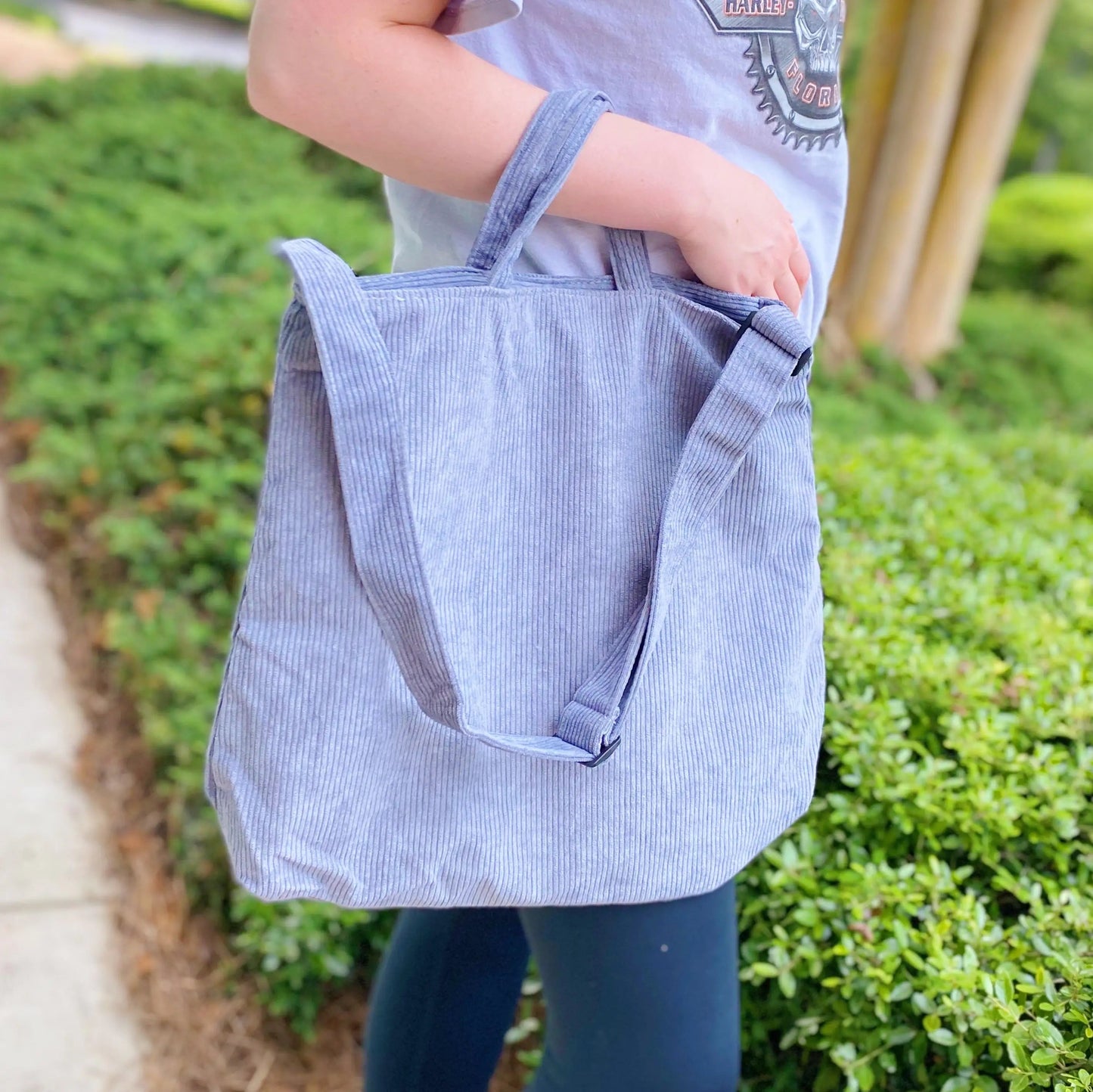 Everyday Corduroy Tote WEM Support (www.WEM.support)