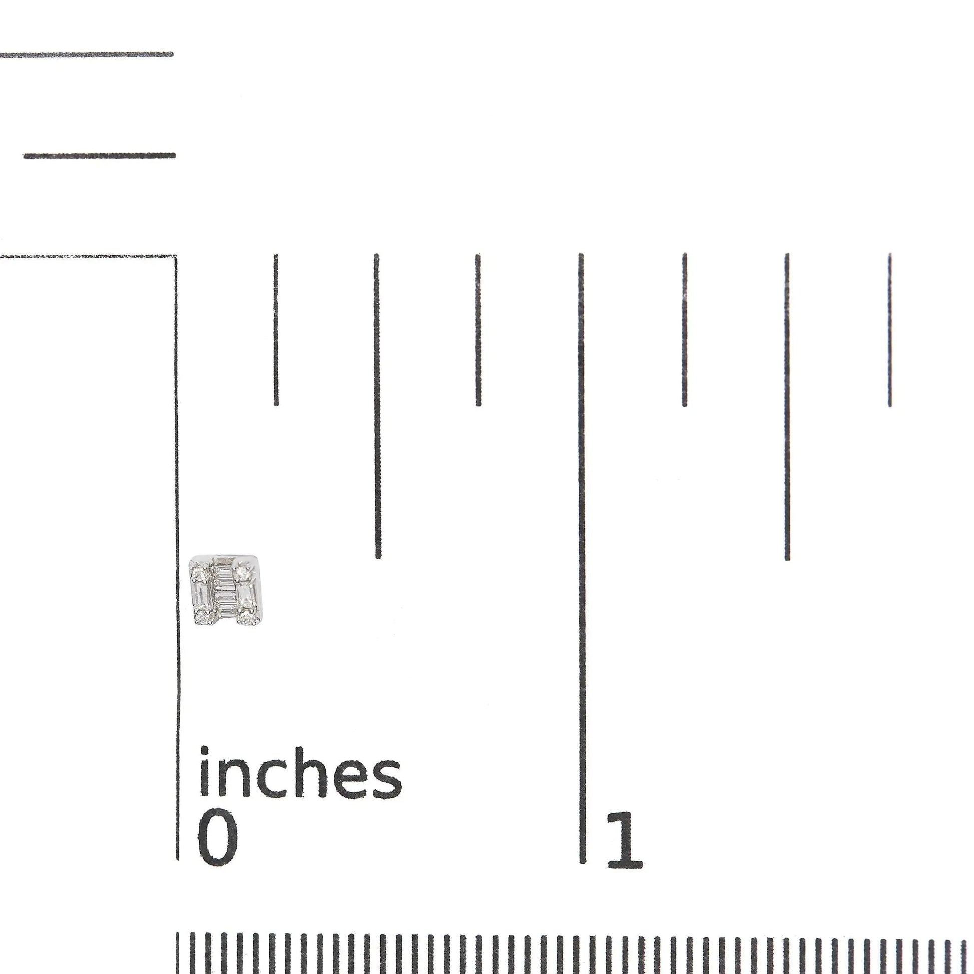 Brincos Quadrados de Mosaico com Diamantes Redondos e Baguete em Ouro Branco 10K 1/7 Cttw (Cor H-I, Clareza I1-I2) WEM Support (www.WEM.support)