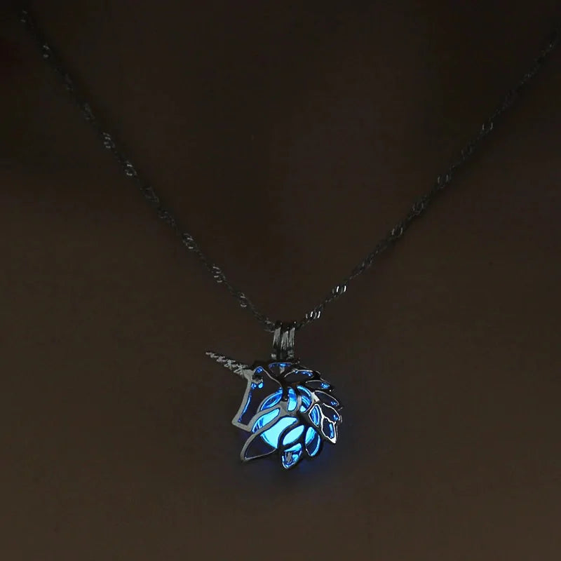 Moon Glowing Necklace WEM Support (www.WEM.support)