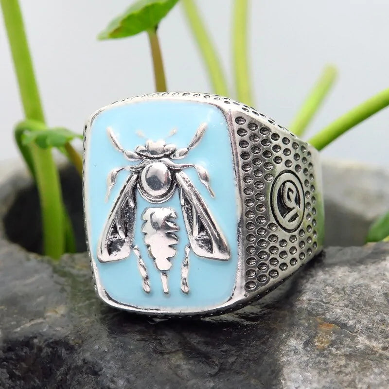 Signet Bee Ring (Class Ring Style) WEM Support (www.WEM.support)