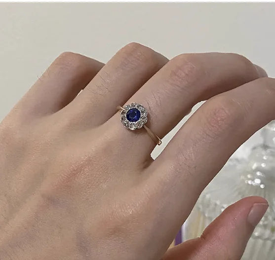 Safiro Oval Halo Zirconia Anillo HejK.com Marketplace LLC