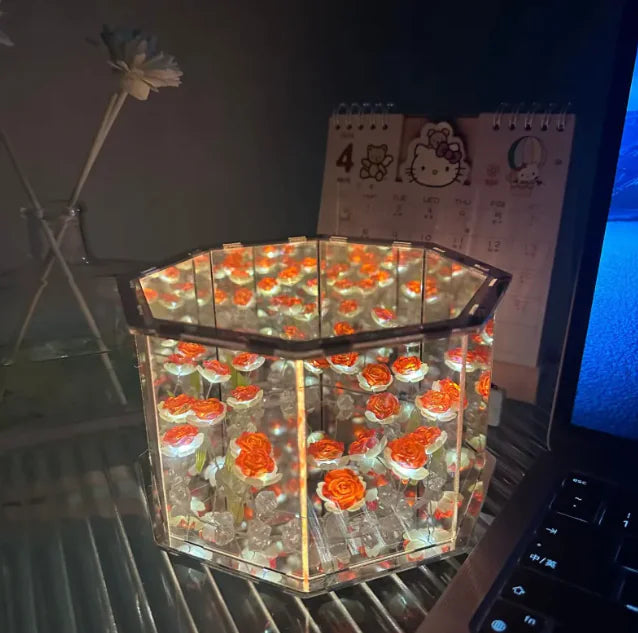 Luminária Abajur Music Box Noite Florida: Design de Tulipa e Rosa WEM Support (www.WEM.support)