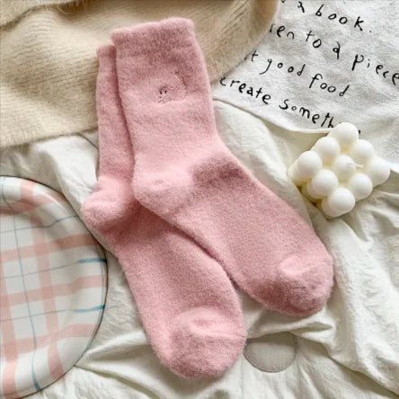 Women’s Thickened Plus Velvet Mid-Calf Warm Socks WEM Support (www.WEM.support)