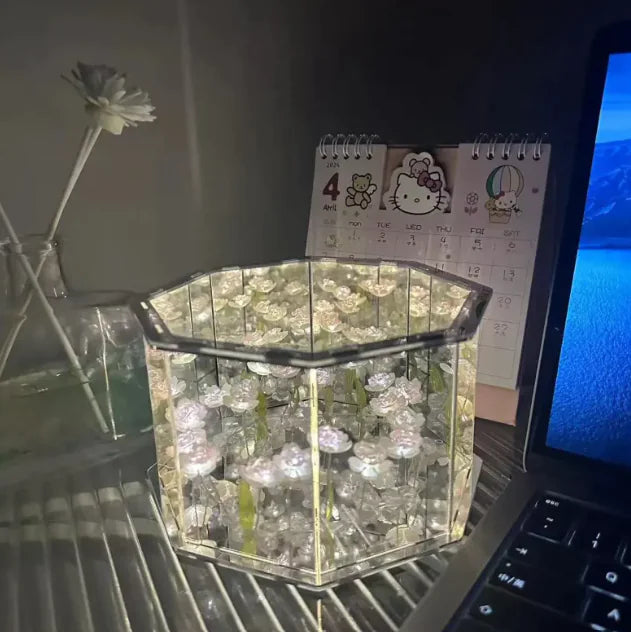 Luminária Abajur Music Box Noite Florida: Design de Tulipa e Rosa WEM Support (www.WEM.support)