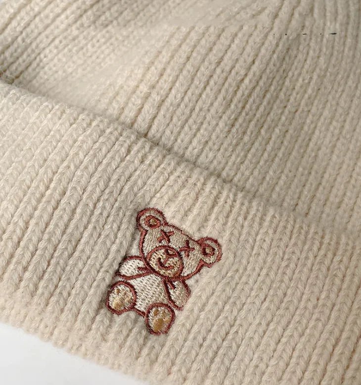 All - Match Bear Knit Hat - Catch Cards