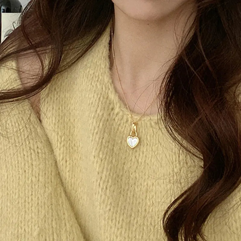 Vintage Double-Sided Heart Pendant Necklace WEM Support (www.WEM.support)