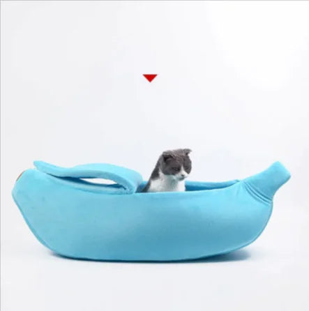 Banana Pet Bed – Cozy Sleeping Bag for Cats & Dogs WEM Support (www.WEM.support)