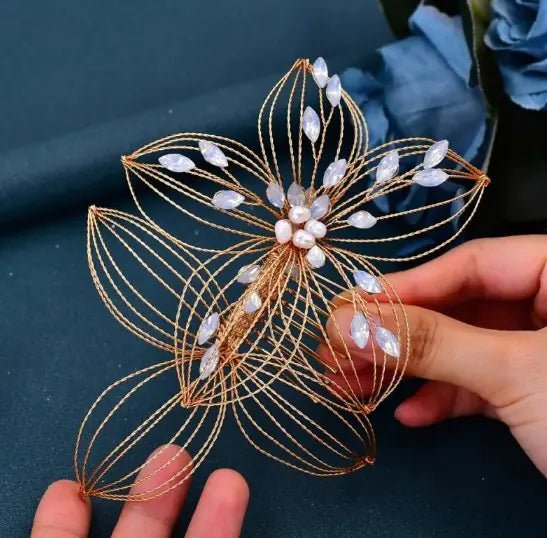 Bridal Headdress Hollow Leaf Hair Comb - Catch Cards
