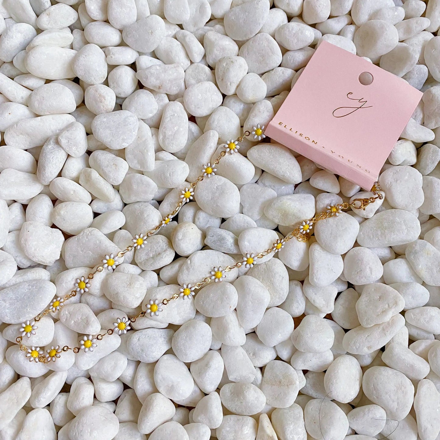 All Around Daisy Necklace WEM Support (www.WEM.support)