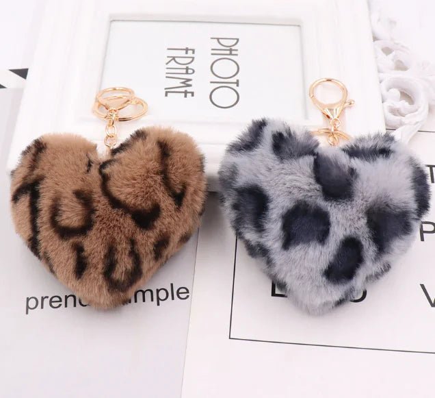 Chaveiro de Coração de Pelúcia com Estampa de Leopardo - Catch Cards
