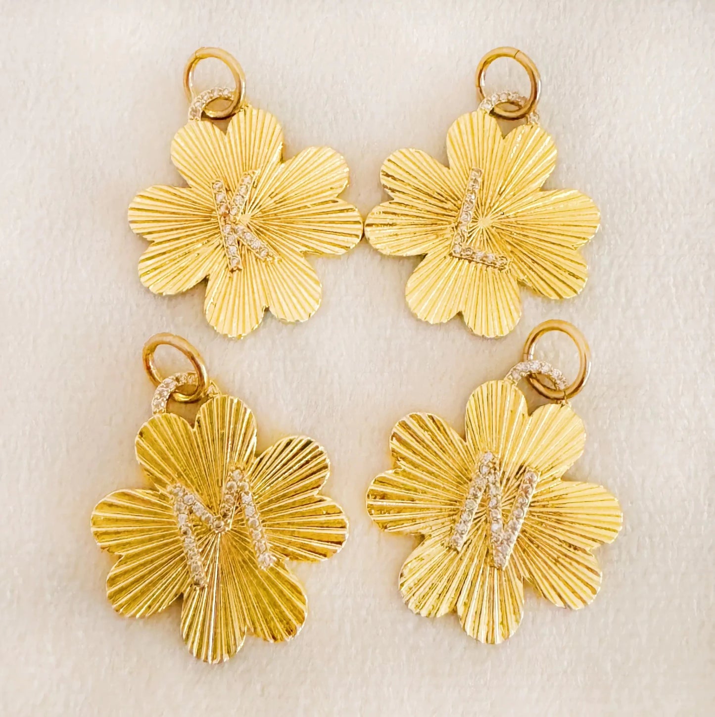 Clover Charm Initial Charm - Catch Cards