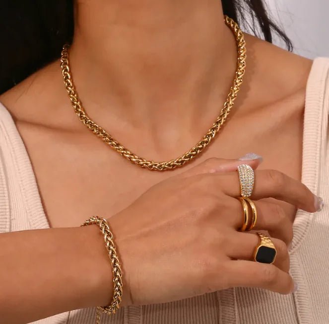 Colar de Aço Inoxidável Gold Luxe - Catch Cards