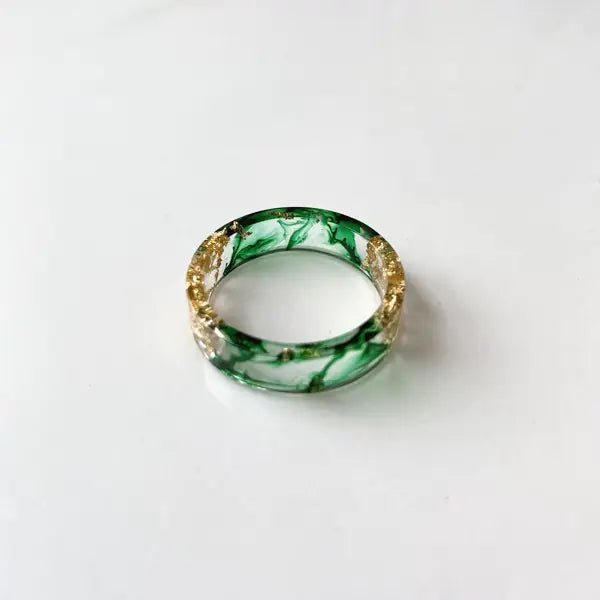 Colorful Handmade Resin Ring with Dried Flowers and Gold Foil - Catch Cards