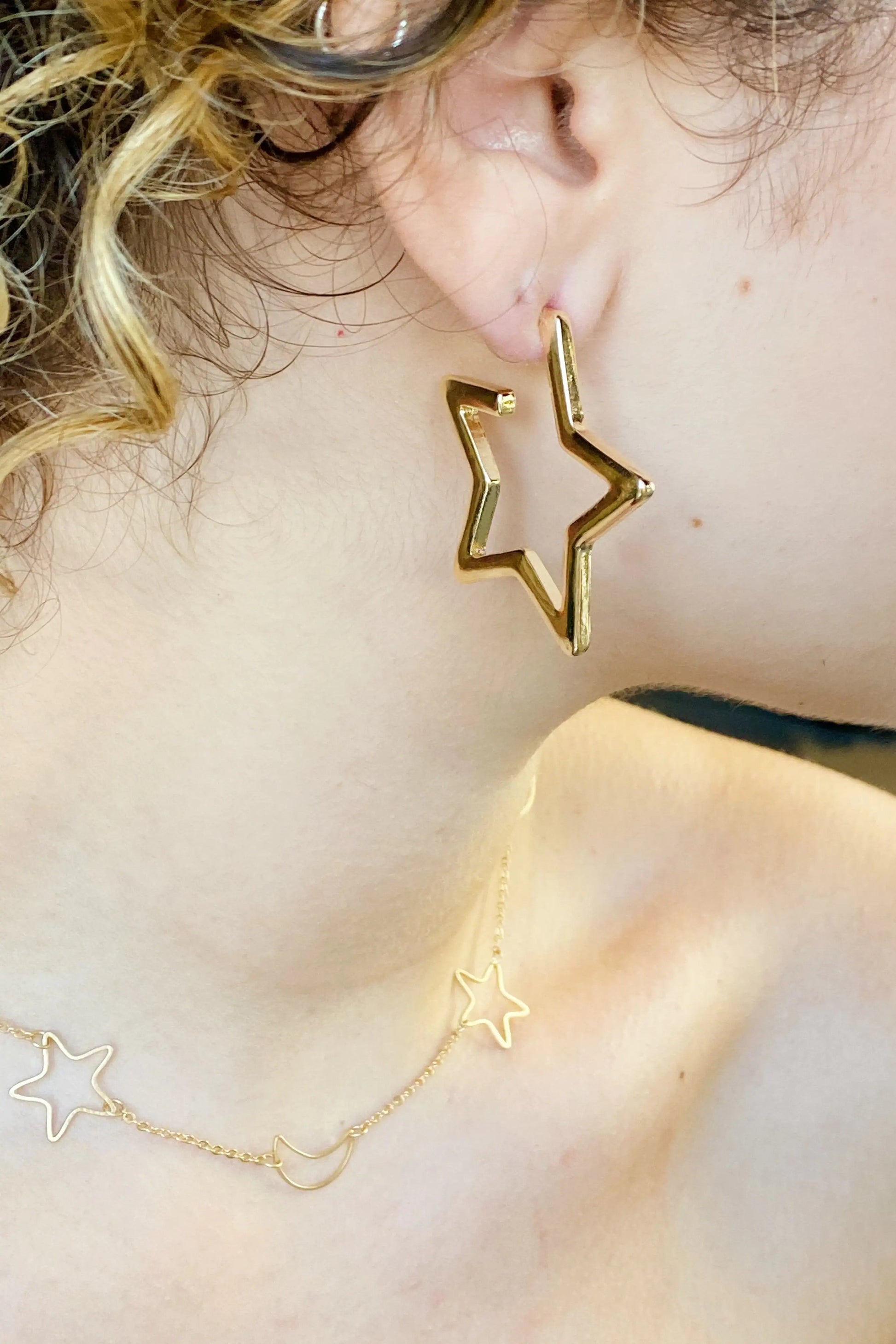Golden Stars Earrings WEM Support (www.WEM.support)
