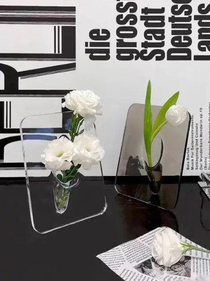 Acrylic Vase WEM Support (www.WEM.support)