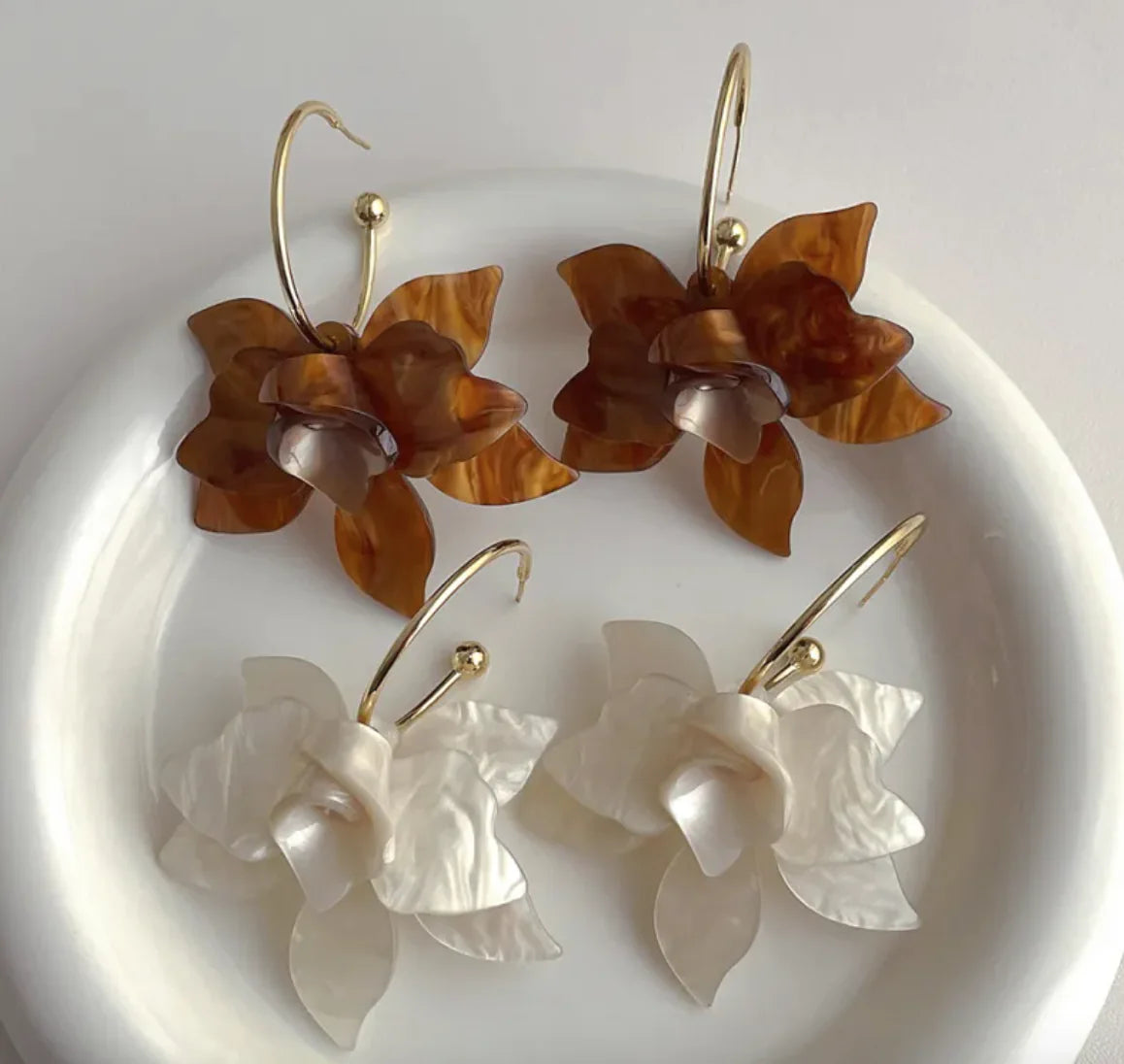 Elegant High-Grade Luxury Stud Earrings WEM Support (www.WEM.support)