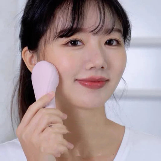 Electric Multifunctional Silicone Face Cleansing Brush Magnetic Charging WEM Support (www.WEM.support)