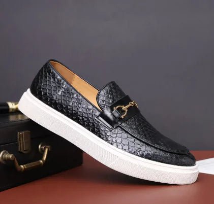 Fashion Soft Bottom Casual Shoes - Catch Cards