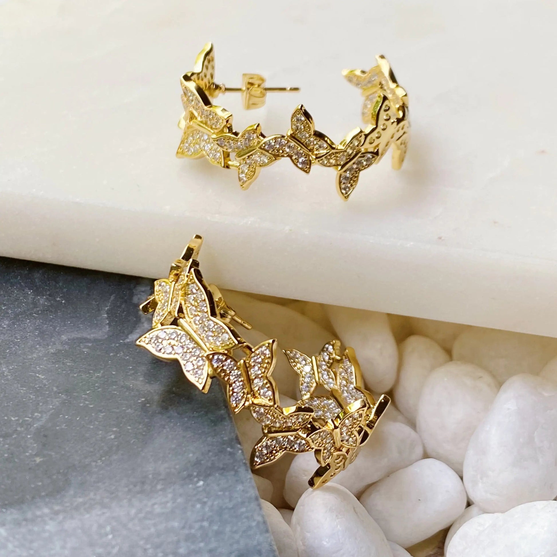 Fly In The Shine Earrings WEM Support (www.WEM.support)