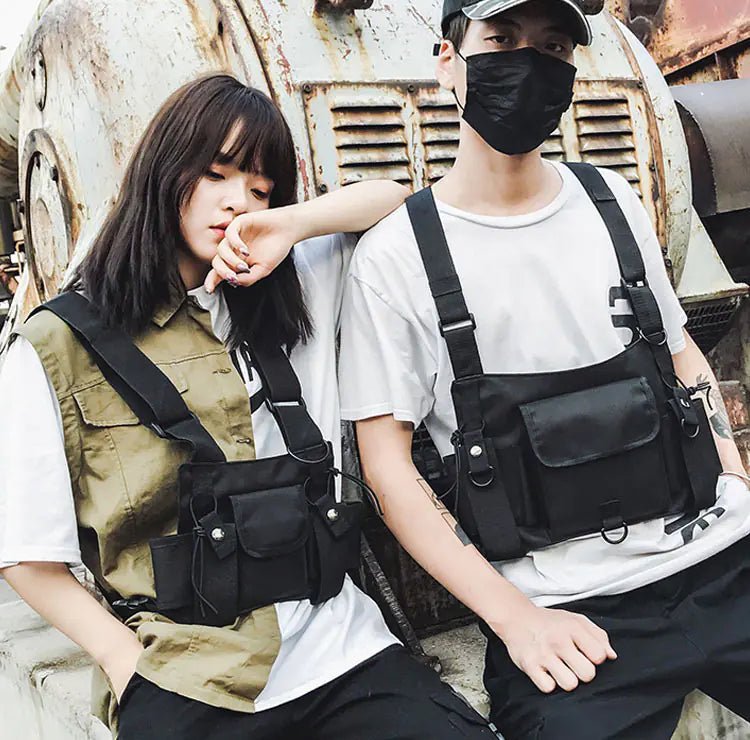 Hip Hop Style Tactical Vest with Chest Bag - Catch Cards