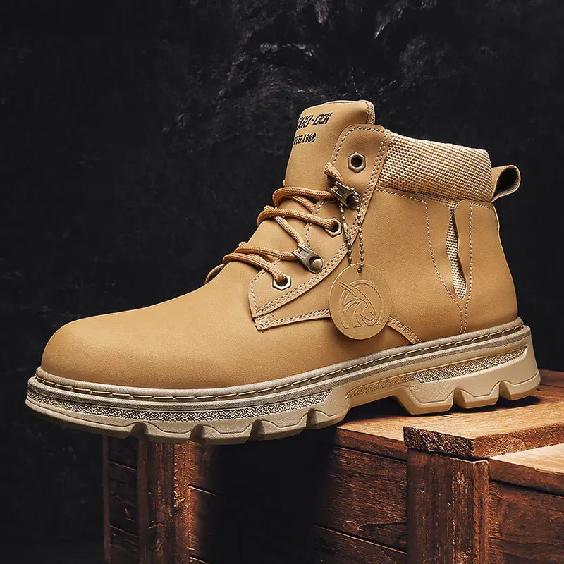 Men's British Style Short Leather Boots for Leisure - Catch Cards