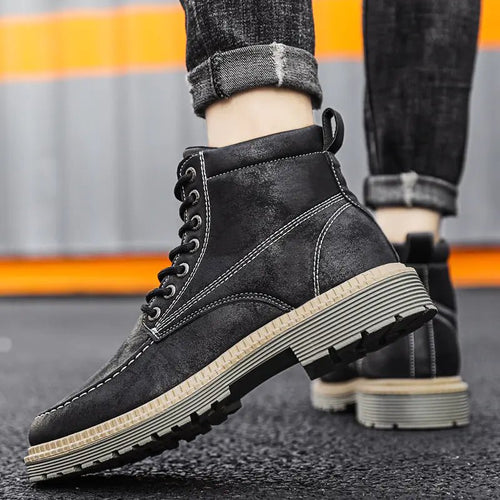 Men's Retro Fashion Casual Leather Tooling Boots - Catch Cards