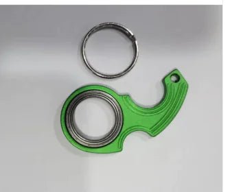 Metal Texture Rotating Keychain - Catch Cards